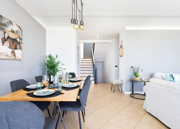 Casa Uamisun With Seaview & Pool *